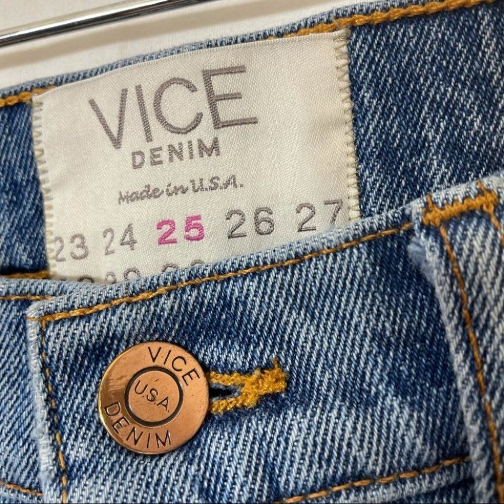 Vice MILF Cropped High Rise Jeans - Picture 5 of 12